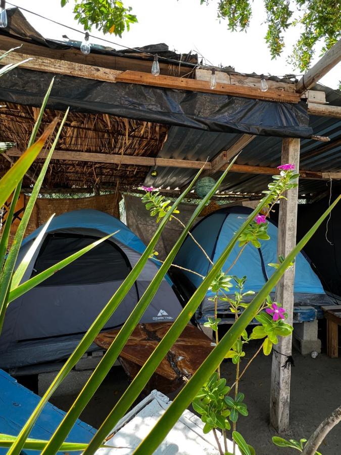 Casa De Los Santos Camping Y Eco Cabanas Isla Holbox Exteriör bild